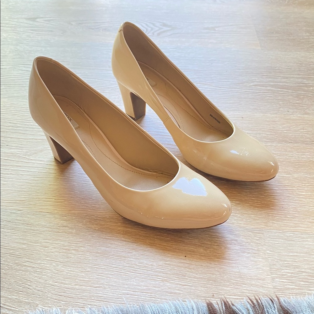 Geox Designer Nude Pumps